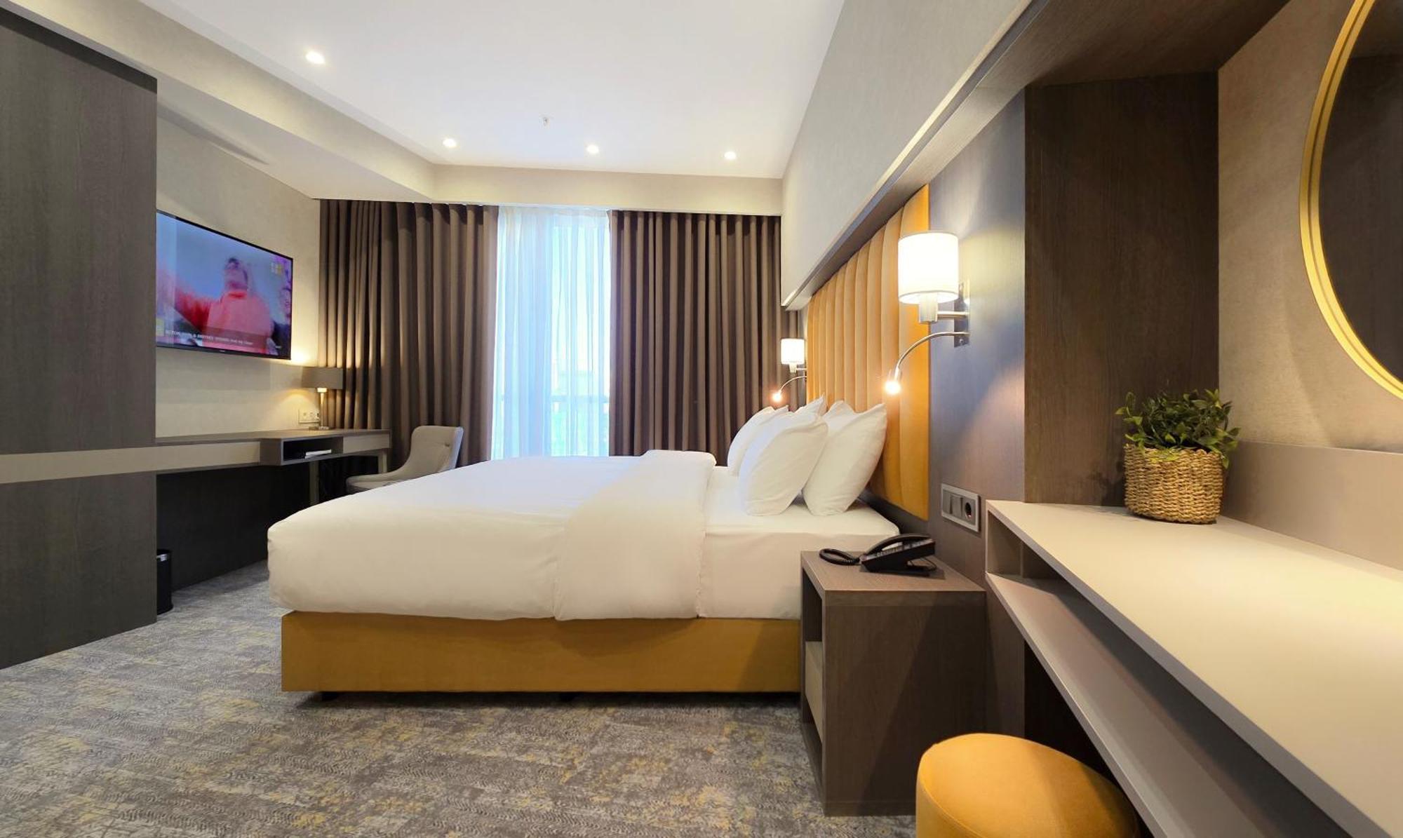 Griffin Hotel Tbilisi Bagian luar foto