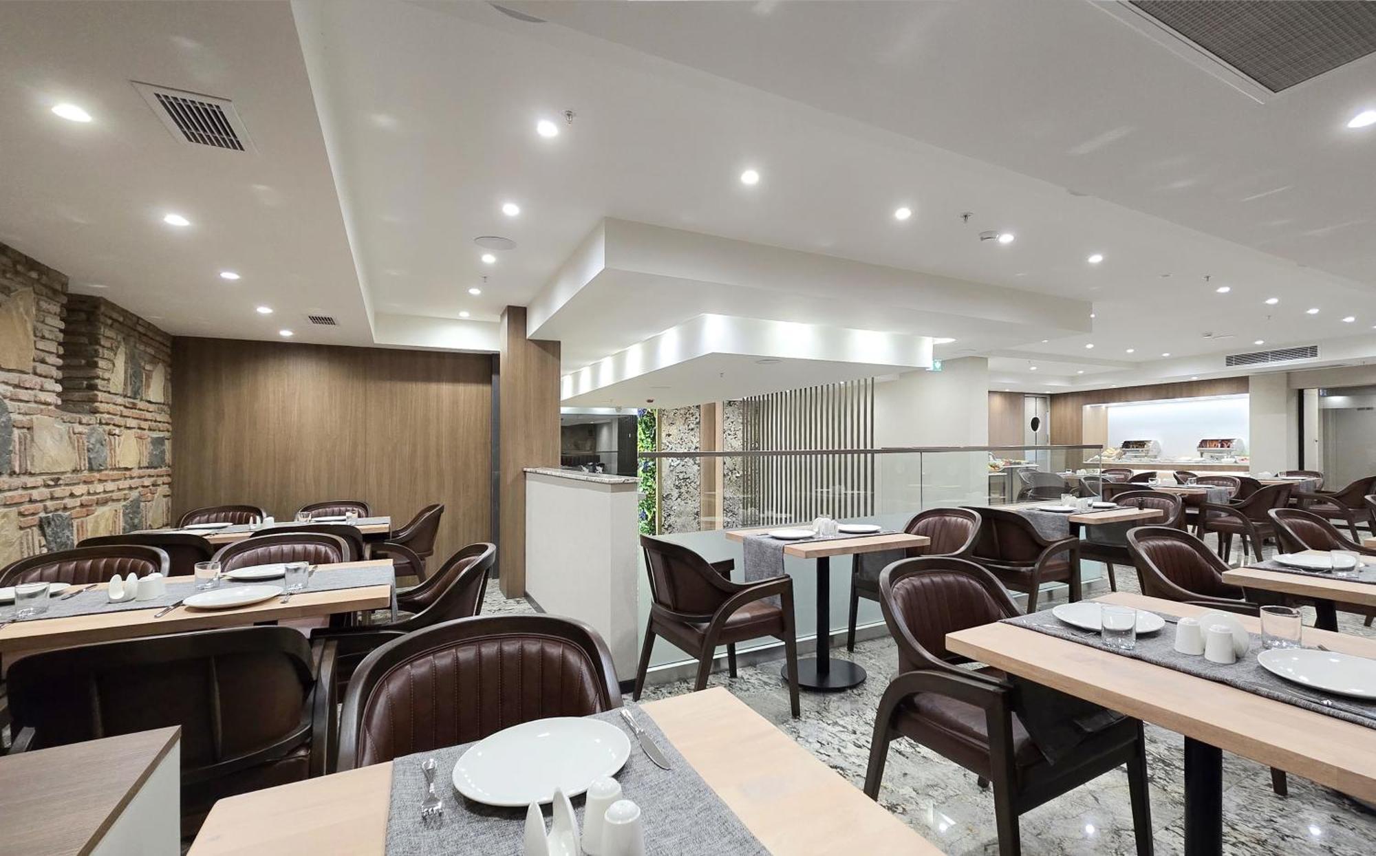 Griffin Hotel Tbilisi Bagian luar foto