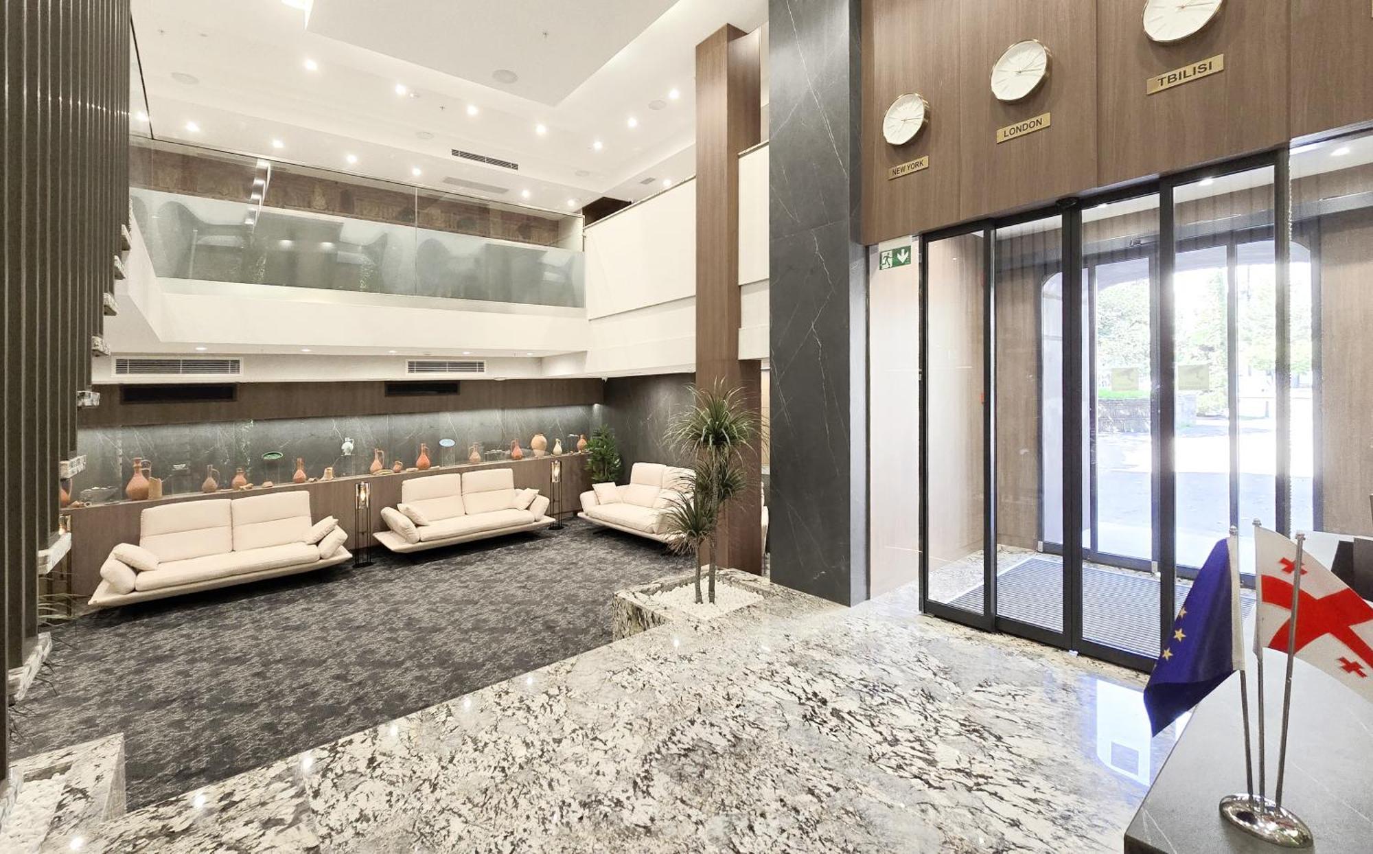 Griffin Hotel Tbilisi Bagian luar foto
