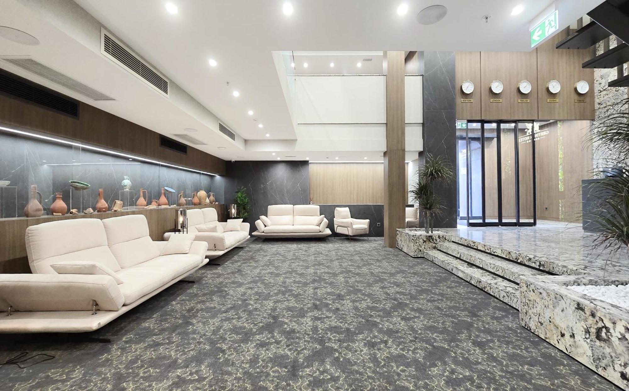 Griffin Hotel Tbilisi Bagian luar foto