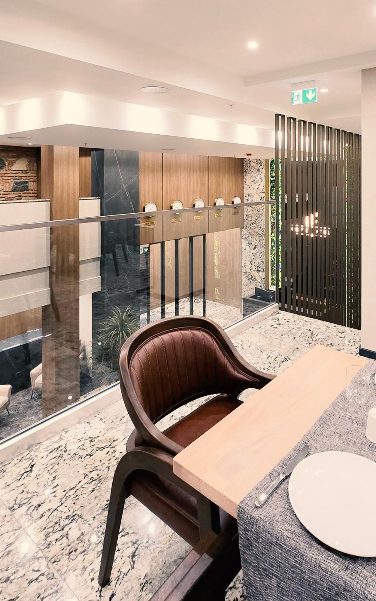 Griffin Hotel Tbilisi Bagian luar foto